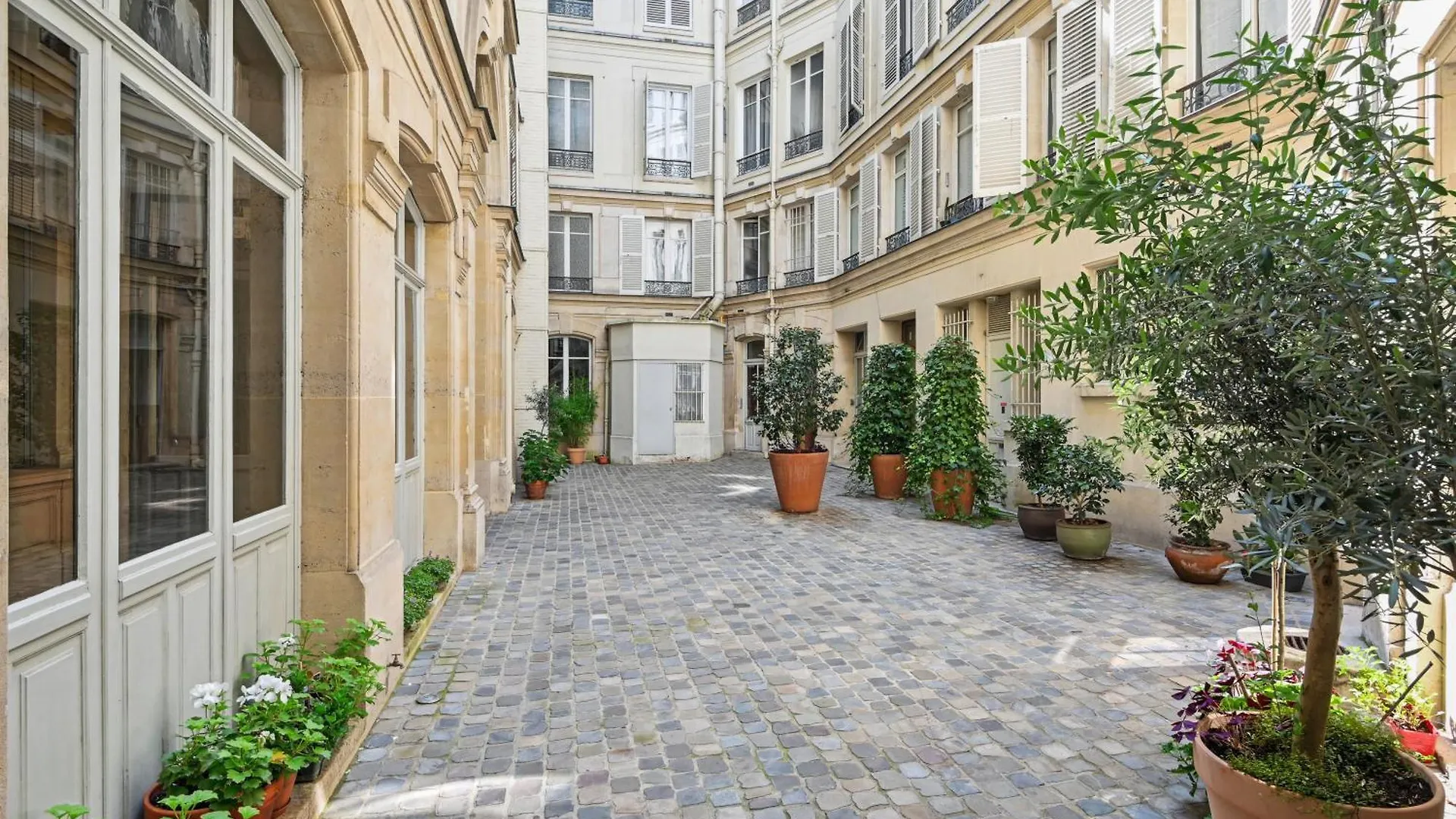 Daire Jardin Du Luxembourg I Central And Bright Paris